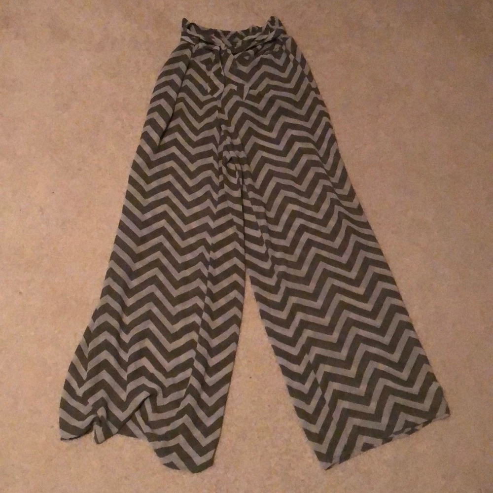 Chevron wide leg pants